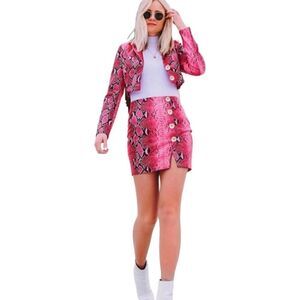 New! L’atiste by Amy Pink Leather Snake Skin Print Mini-Skirt Sz S